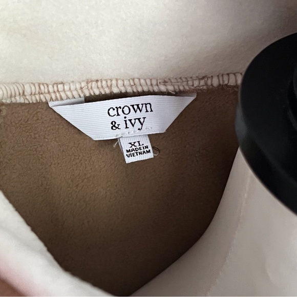 Crown & ivy women’s long sleeve pull over jacket with buttons - Picture 5 of 7